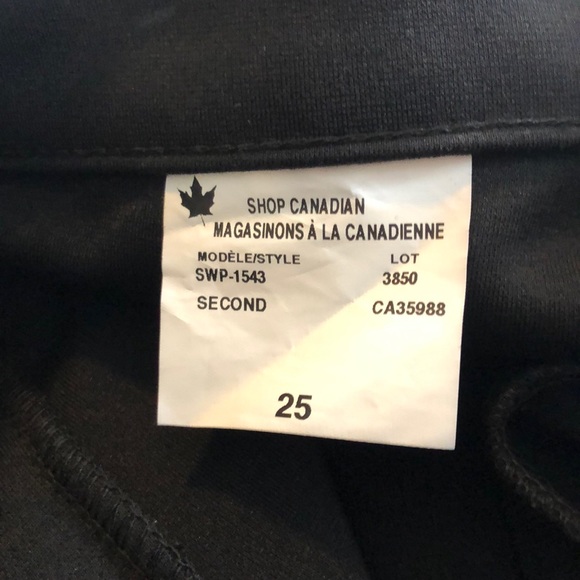 NWOT, Yoga Jeans Stirrup Legging Pant, Black - Picture 6 of 10